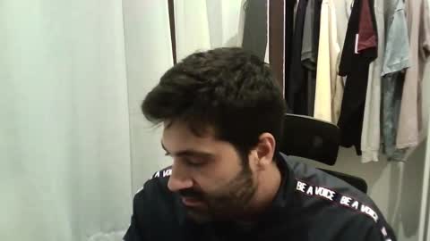 italianboybcn online show from September 2025 08:01:01 PM