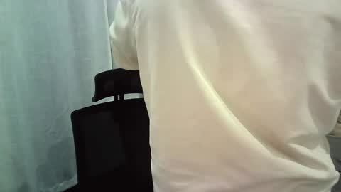 italianboybcn online show from October 2025 06:53:01 PM