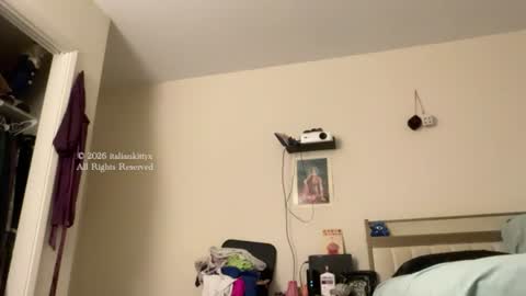 Snapshot of italiankittyx chatting on June 2026 12:52:02 AM ItalianKitty online show from June 2026 12:52:02 AM