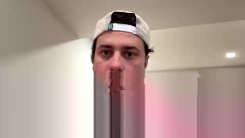 Snapshot of italianladd chatting on November 2025 11:48:01 PM italianladd online show from November 2025 11:48:01 PM