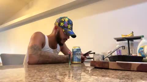 Snapshot of italianstalian777 chatting on November 2025 06:46:02 PM italianstalian777 online show from November 2025 06:46:02 PM