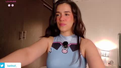 K A R I online show from November 2025 12:16:02 AM