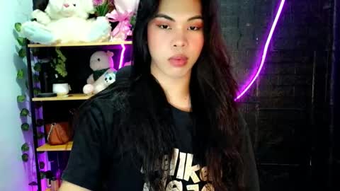 Snapshot of its_chloe20 chatting on June 2026 12:43:01 PM its_chloe20 online show from June 2026 12:43:01 PM