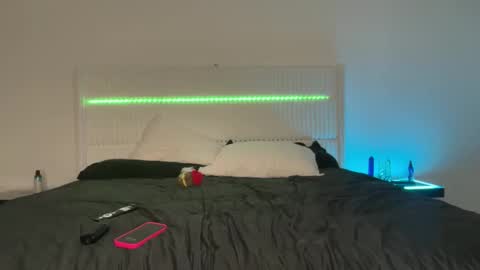 itscaylawatsun online show from February 2025 02:04:01 AM