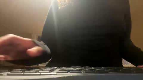 Snapshot of itslovefrank chatting on November 2025 06:48:01 AM itslovefrank online show from November 2025 06:48:01 AM