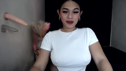 Snapshot of itsme_jazzy chatting on November 2025 08:02:01 AM JAZ online show from November 2025 08:02:01 AM