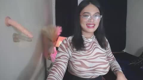 Snapshot of itsme_jazzy chatting on November 2025 03:33:02 PM JAZ online show from November 2025 03:33:02 PM