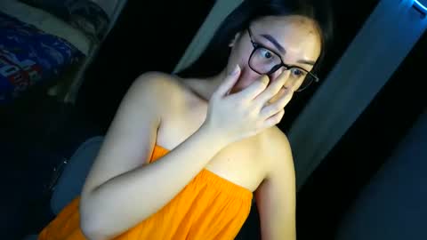 Snapshot of itsmehotqueen chatting on May 2026 06:20:01 AM itsmehotqueen online show from May 2026 06:20:01 AM