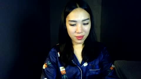 Snapshot of itsmehotqueen chatting on June 2026 01:25:01 AM itsmehotqueen online show from June 2026 01:25:01 AM