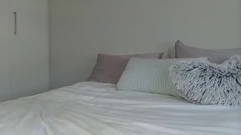 Jade online show from March 2026 11:38:01 AM