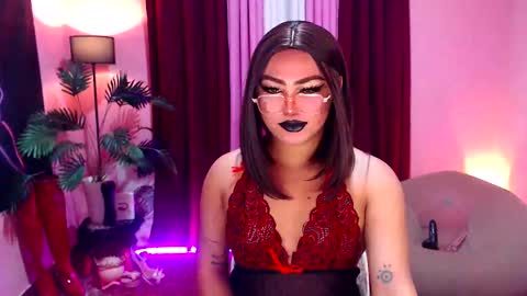 Siana online show from September 2025 04:01:02 PM