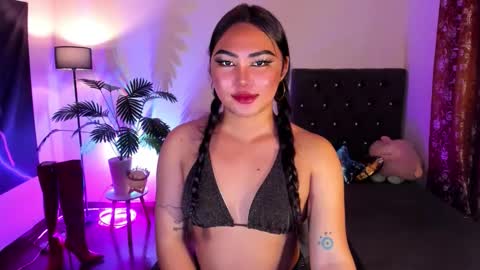 Siana online show from April 2026 02:39:01 AM