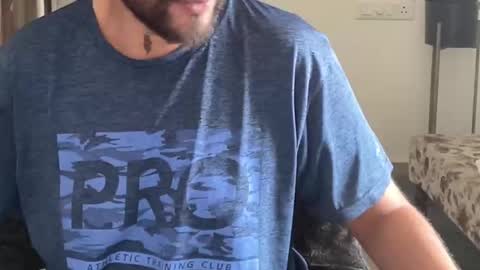 Snapshot of itsmylife021 chatting on November 2025 05:43:01 AM Raje online show from November 2025 05:43:01 AM