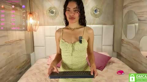 Naomy online show from December 2025 11:38:02 AM