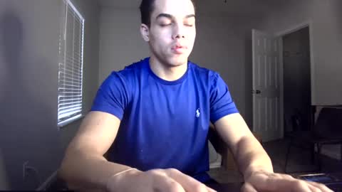 Snapshot of itstarzan chatting on December 2024 09:01:01 PM TARZAN online show from December 2024 09:01:01 PM