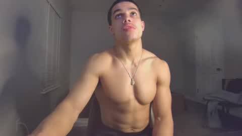 Snapshot of itstarzan chatting on December 2024 06:47:01 AM TARZAN online show from December 2024 06:47:01 AM