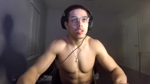 Snapshot of itstarzan chatting on December 2024 04:23:02 AM TARZAN online show from December 2024 04:23:02 AM