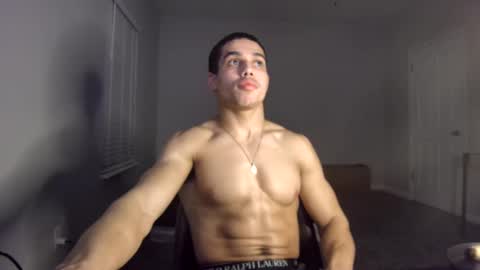 Snapshot of itstarzan chatting on December 2024 06:19:01 AM TARZAN online show from December 2024 06:19:01 AM