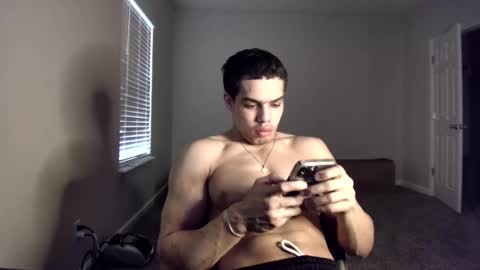 Snapshot of itstarzan chatting on December 2024 07:02:02 PM TARZAN online show from December 2024 07:02:02 PM