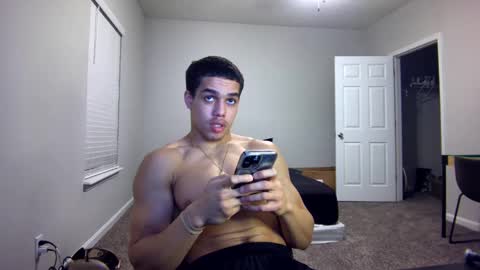 Snapshot of itstarzan chatting on December 2024 06:19:02 AM TARZAN online show from December 2024 06:19:02 AM