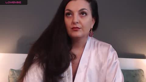 Melissa Khaan online show from November 2025 10:15:02 AM