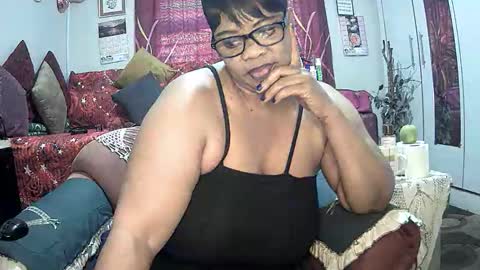 Snapshot of itumeleng74 chatting on October 2025 05:19:01 AM itumeleng74 online show from October 2025 05:19:01 AM