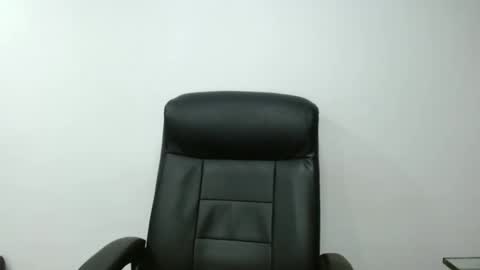 Ivan M online show from January 2025 06:45:01 AM