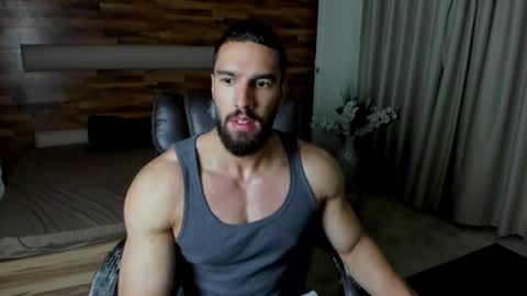 Snapshot of ivanhydee chatting on July 2026 04:27:01 AM IvanHydee online show from July 2026 04:27:01 AM