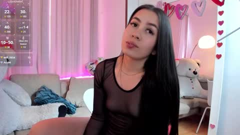 Snapshot of ivanna_west chatting on February 2025 06:32:02 PM Ivanna West online show from February 2025 06:32:02 PM