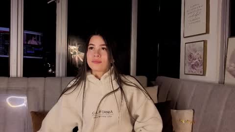 Snapshot of ivanna_west chatting on December 2025 10:02:01 AM Ivanna West online show from December 2025 10:02:01 AM