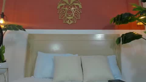 I V E T T E online show from February 2026 07:22:01 PM