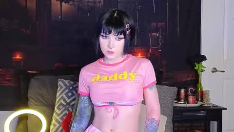 Snapshot of ivey_strigoi chatting on November 2025 10:11:02 PM Ivey and James online show from November 2025 10:11:02 PM