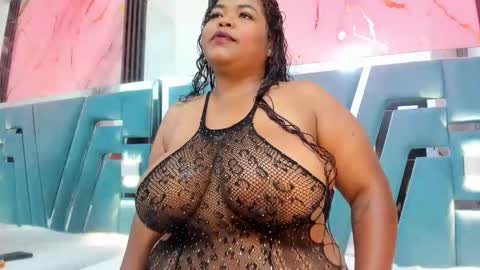 Snapshot of ivonne_brownn chatting on February 2026 11:33:01 AM Ivonny online show from February 2026 11:33:01 AM