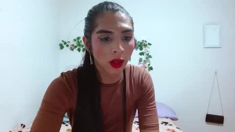 ivonne online show from February 2026 01:02:01 AM