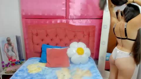 Ivonny online show from November 2025 11:09:01 AM