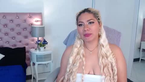 IvonnyBon online show from February 2026 03:11:02 AM