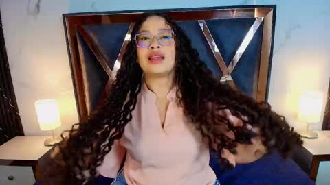 Snapshot of ivonygarciia chatting on February 2026 12:10:02 PM ivonygarciia online show from February 2026 12:10:02 PM
