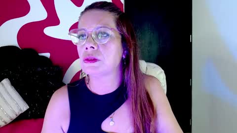 Snapshot of ivory_mistress chatting on May 2026 01:39:01 PM ivory_mistress online show from May 2026 01:39:01 PM