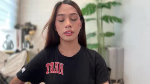 kirstenelsie online show from November 2025 05:07:01 AM