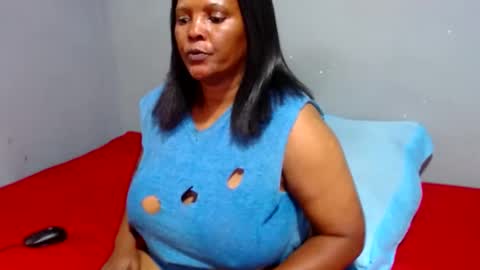 Snapshot of ivorytits48 chatting on January 2025 08:36:01 AM IVORYTITS48 online show from January 2025 08:36:01 AM