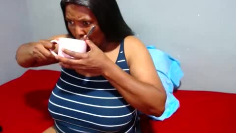 Snapshot of ivorytits48 chatting on February 2025 06:02:02 PM IVORYTITS48 online show from February 2025 06:02:02 PM