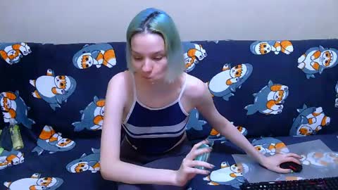 Ivy and Lester online show from June 2026 05:02:02 PM