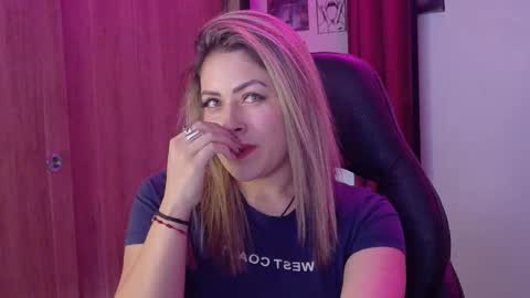 Snapshot of ivy__taylorr chatting on October 2025 02:09:01 AM Diana Rojas online show from October 2025 02:09:01 AM