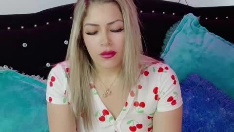 Snapshot of ivy__taylorr chatting on December 2025 09:24:02 PM Diana Rojas online show from December 2025 09:24:02 PM