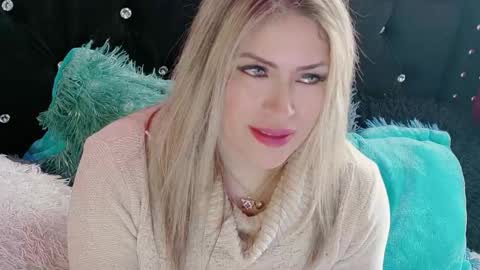 Snapshot of ivy__taylorr chatting on December 2025 05:50:01 PM Diana Rojas online show from December 2025 05:50:01 PM