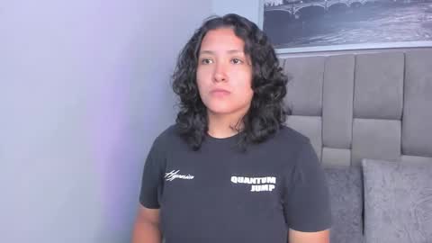 Snapshot of ivy_and_molly chatting on September 2025 07:39:02 PM Ivy and Molly online show from September 2025 07:39:02 PM