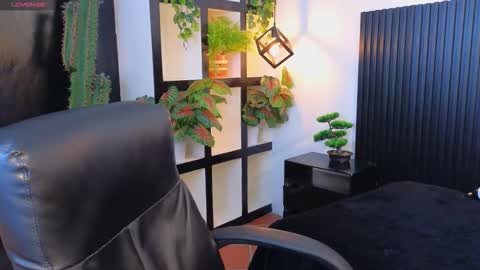 Snapshot of ivy_gail chatting on October 2025 05:05:01 AM  IVY online show from October 2025 05:05:01 AM