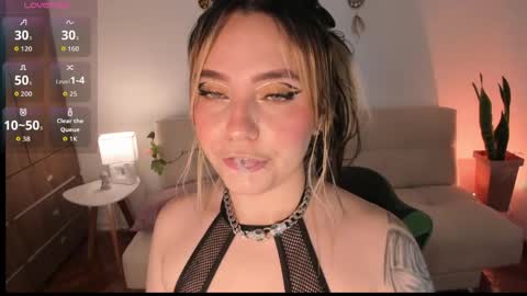 Snapshot of ivy_ragnar chatting on May 2026 10:40:02 PM Pamela online show from May 2026 10:40:02 PM