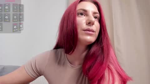 Ivy online show from November 2025 06:08:01 PM