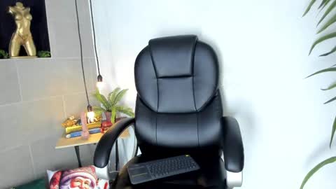 Snapshot of ivy_star1 chatting on December 2024 01:07:02 PM Ivy online show from December 2024 01:07:02 PM